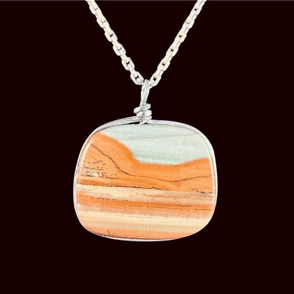 Vintage Jewelry - Vintage Artisan Made Sterling Silver Wire Owyhee Sunset Jasper Pendant 3/4”
